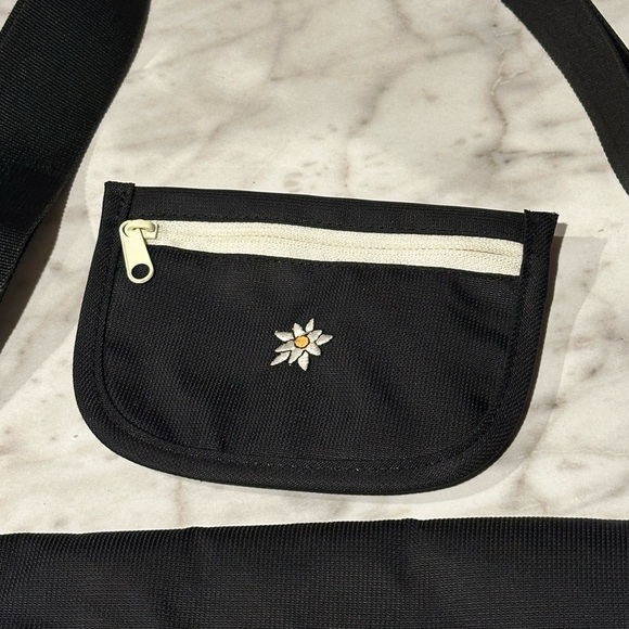 Sherpani Milli Black Crossbody Bag with ID Pouch - Picture 8 of 9